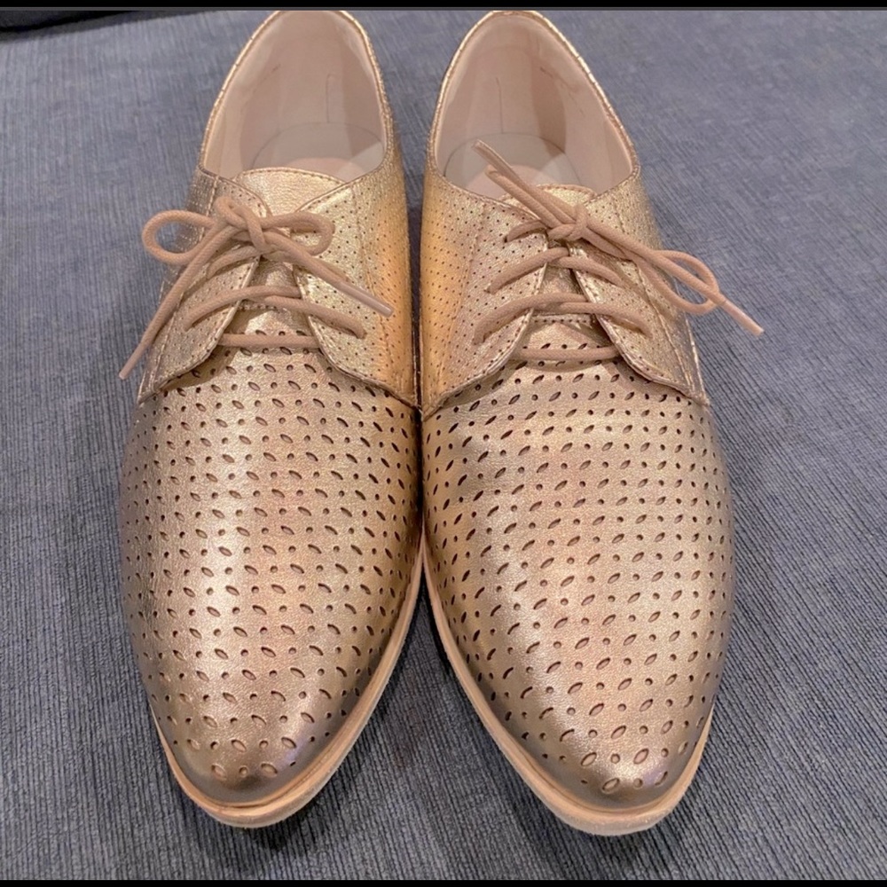 Women's Metallic Perforated Lace-Up Oxfords - Rose Gold